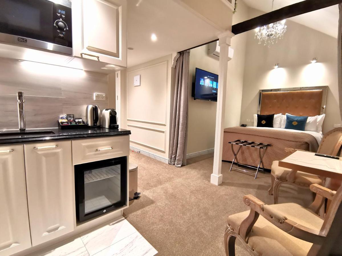 The Salisbury Hotel 4*